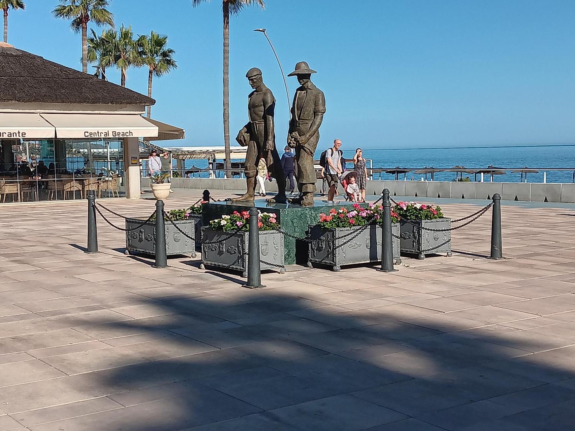Alojamiento Iberia Playa Estepona Exterior photo