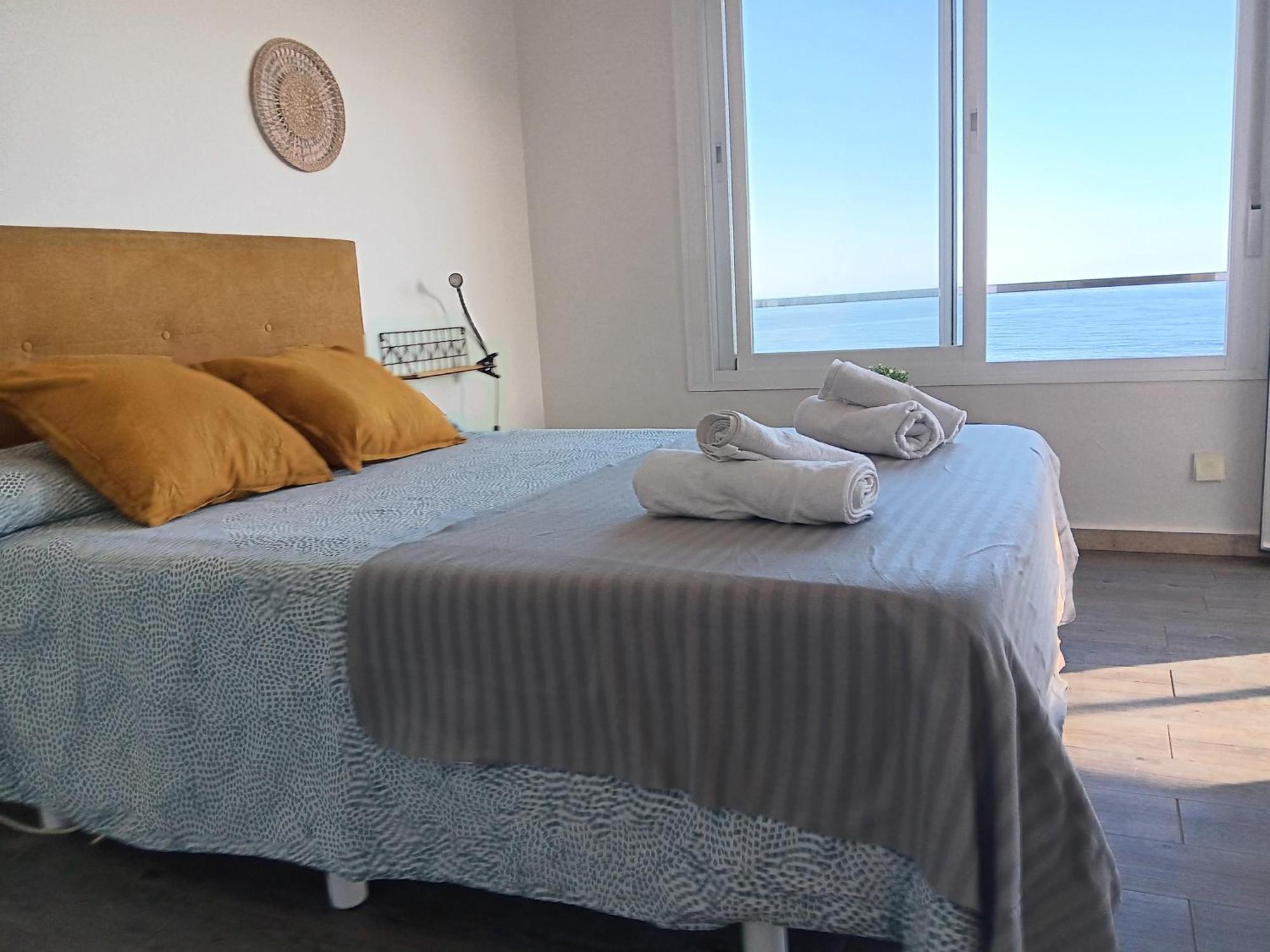 Alojamiento Iberia Playa Estepona Exterior photo